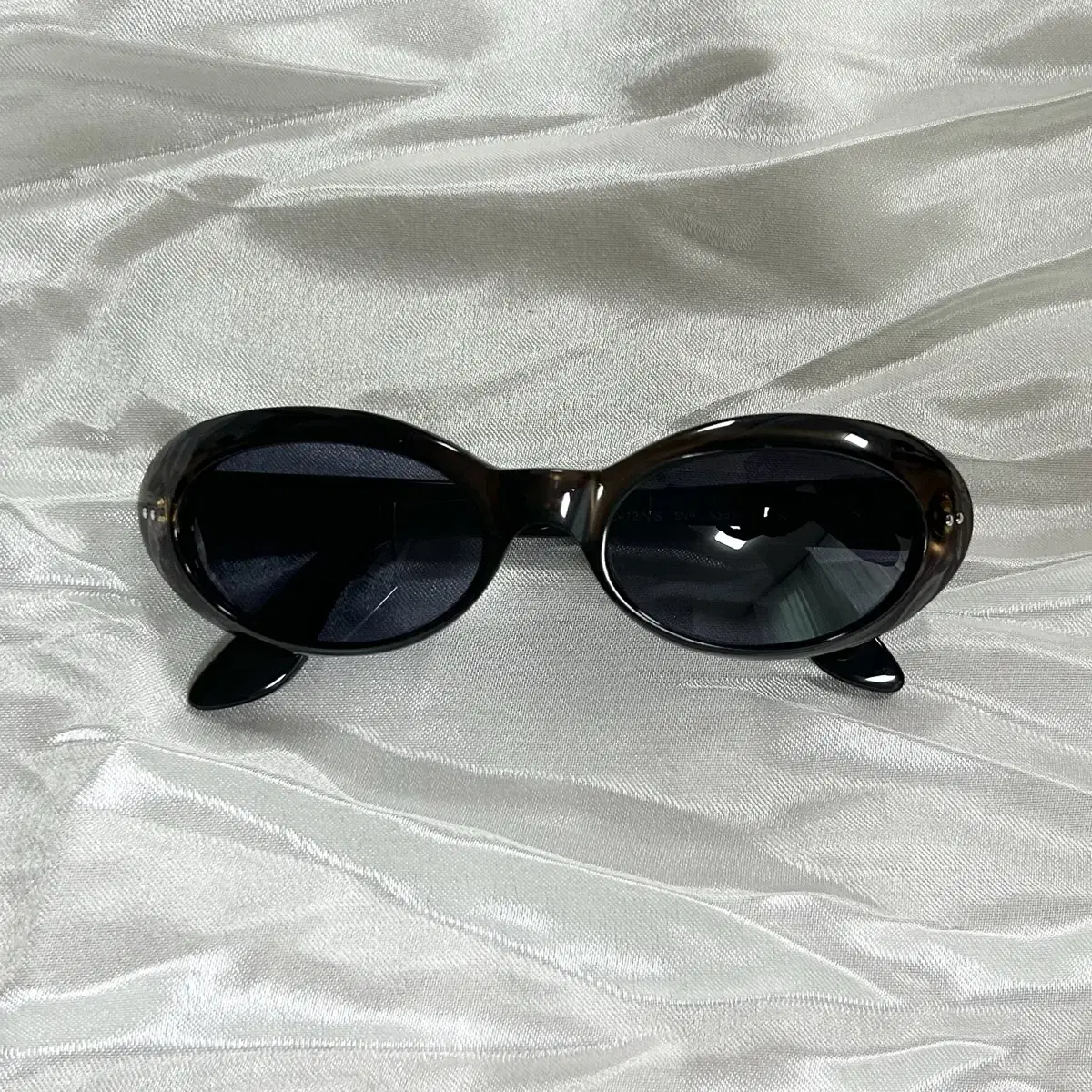 GUCCI グッチ サングラス GG2413 オーバル Yahoo!オークション - GUCCI グッチ サングラス GG2413/N/S